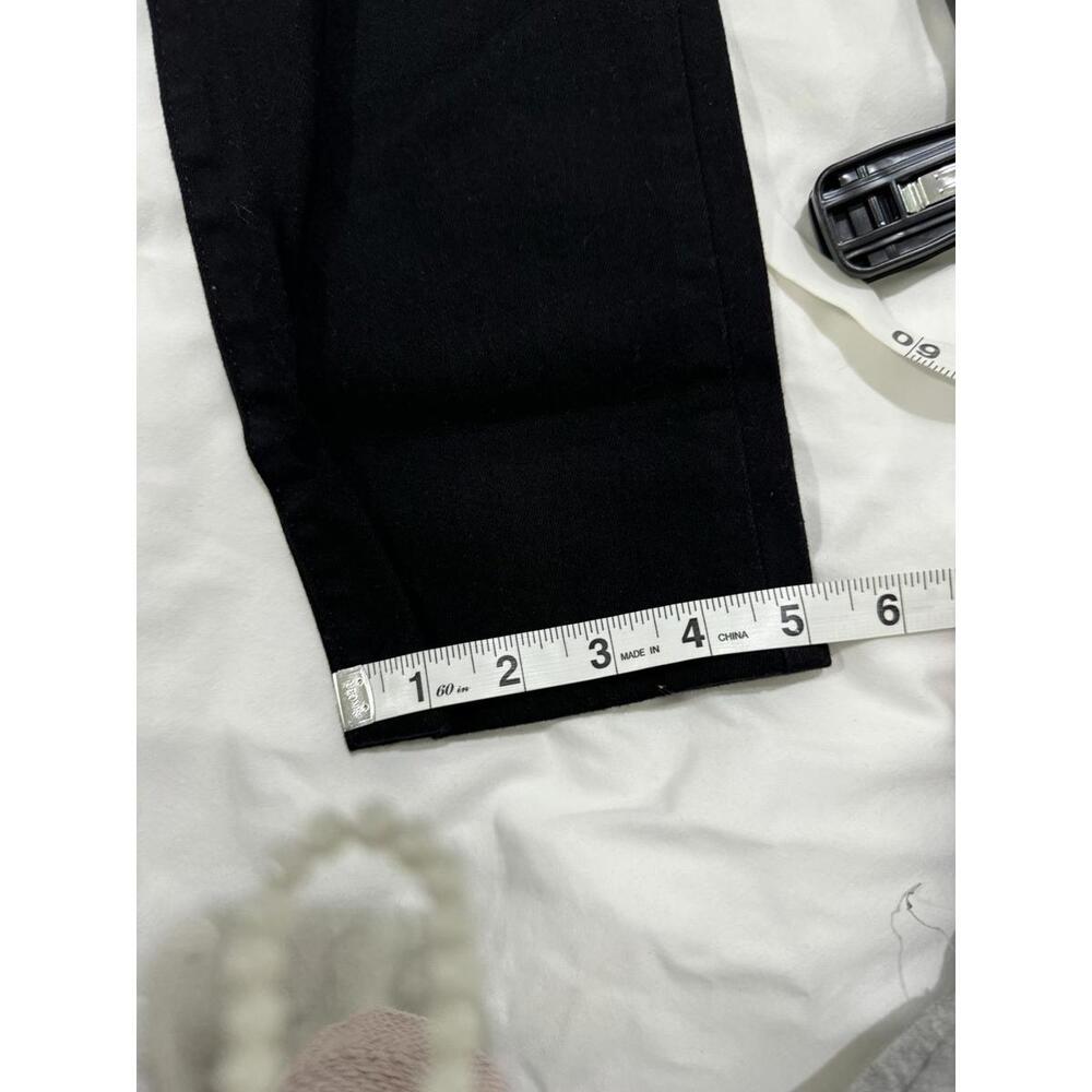 NWT Universal Threads Black High Rise Skinny Denim Jeans- Size 6 short 28w - Picture 7 of 8